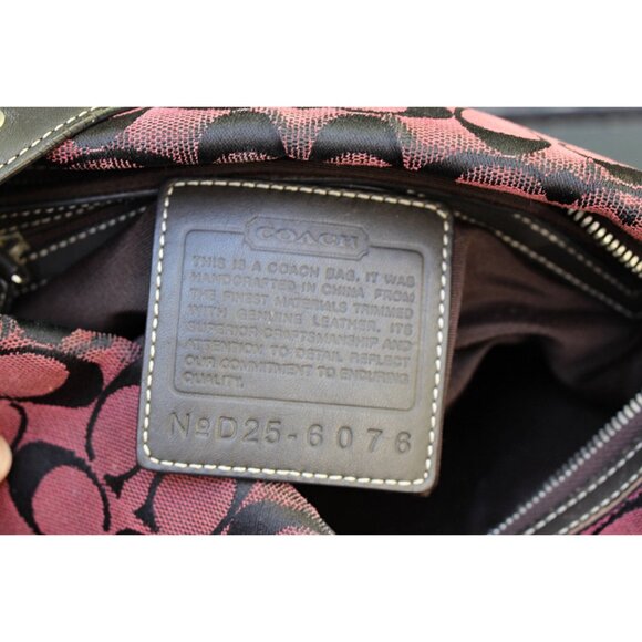 Coach Vintage Y2K - Signature and Leather Bucket Bag 6076 in Bordeaux Jacquard - Picture 3 of 14